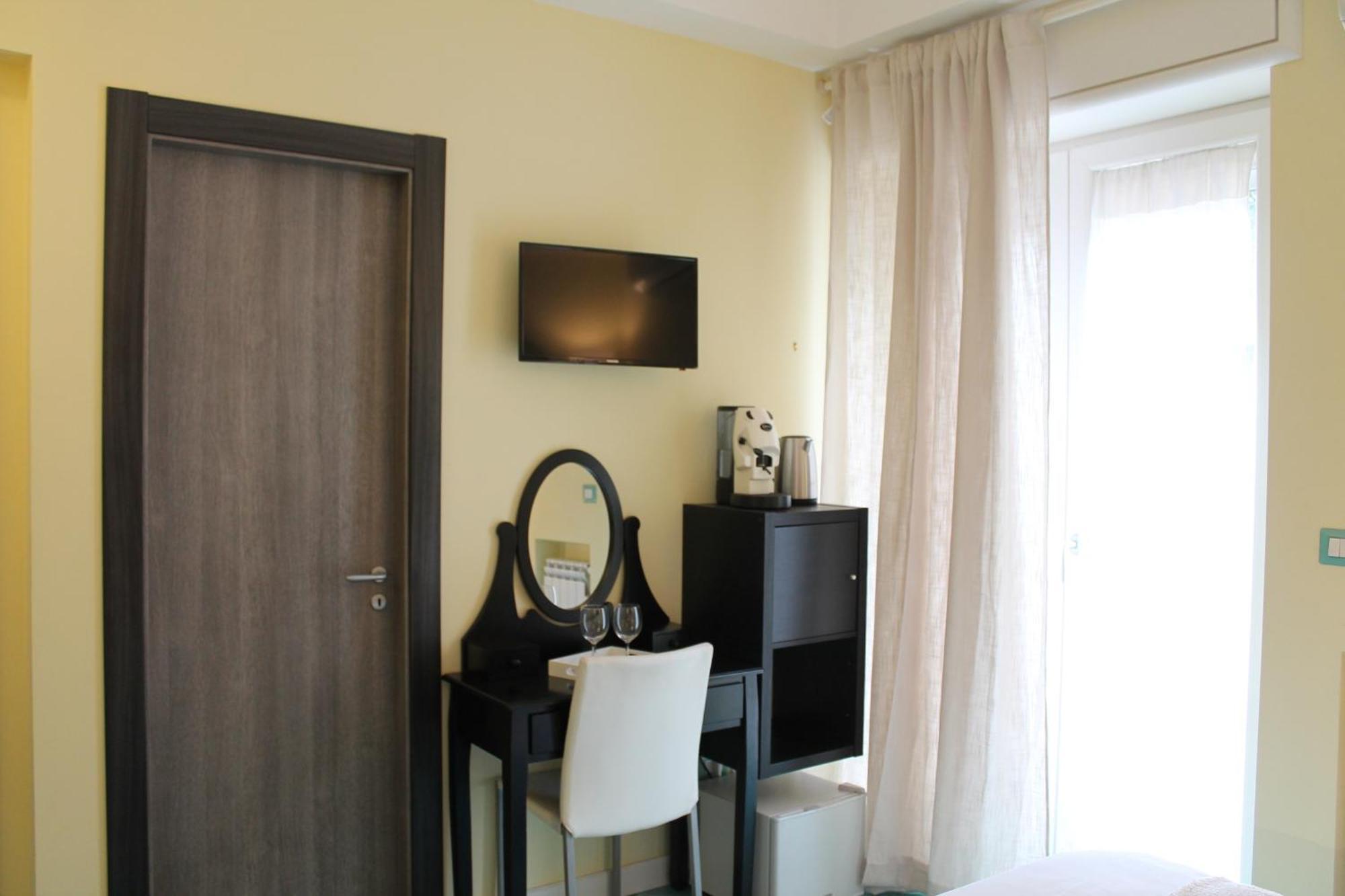 Salerno Home Station Luaran gambar