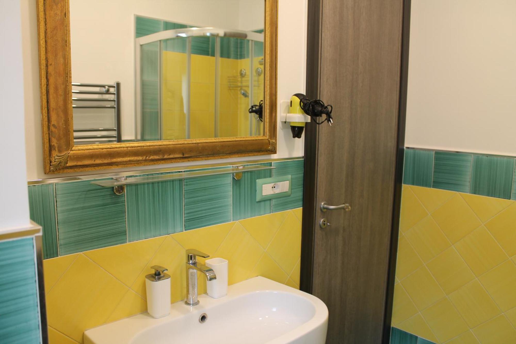 Salerno Home Station Luaran gambar