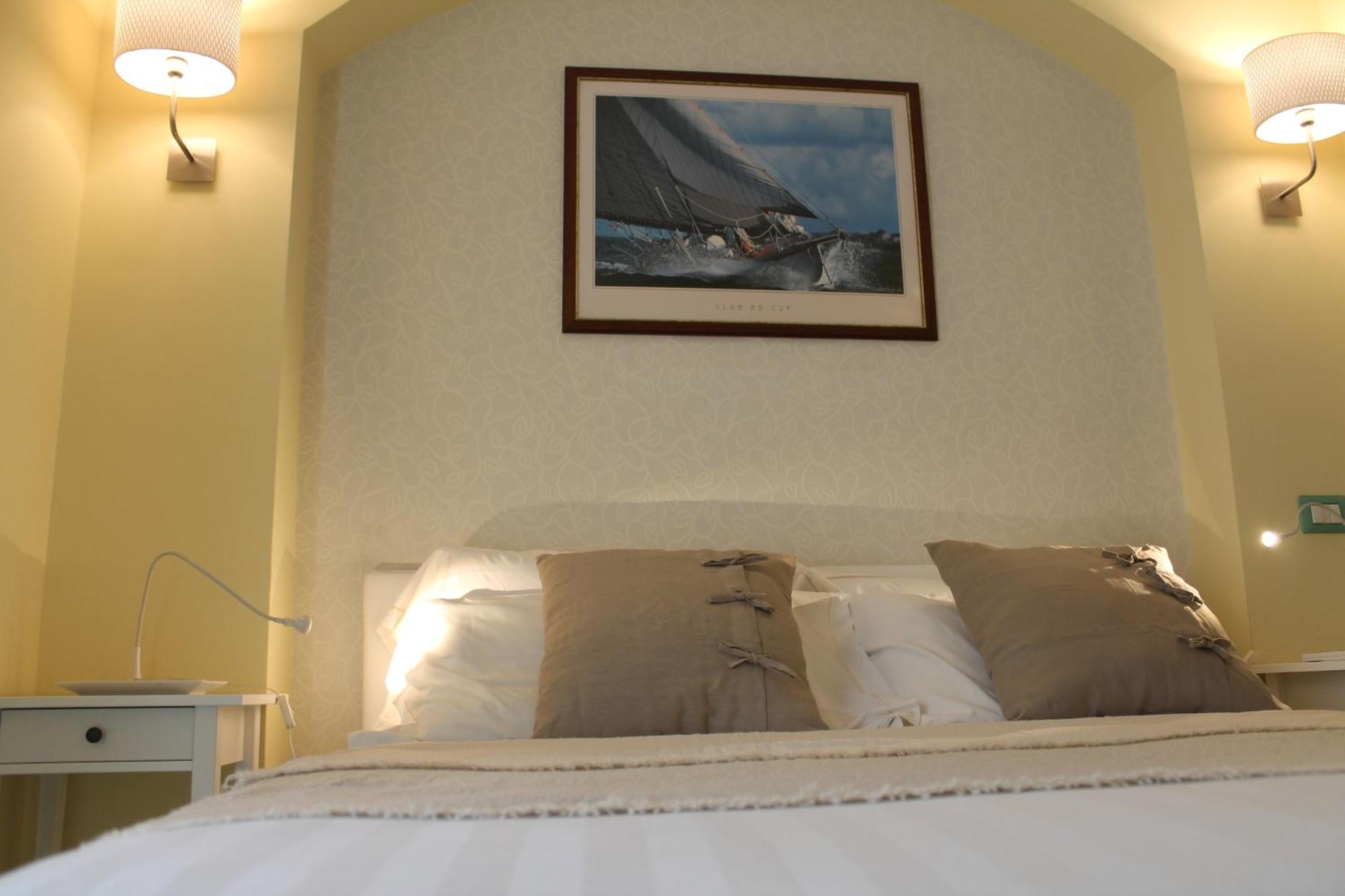 Salerno Home Station Luaran gambar