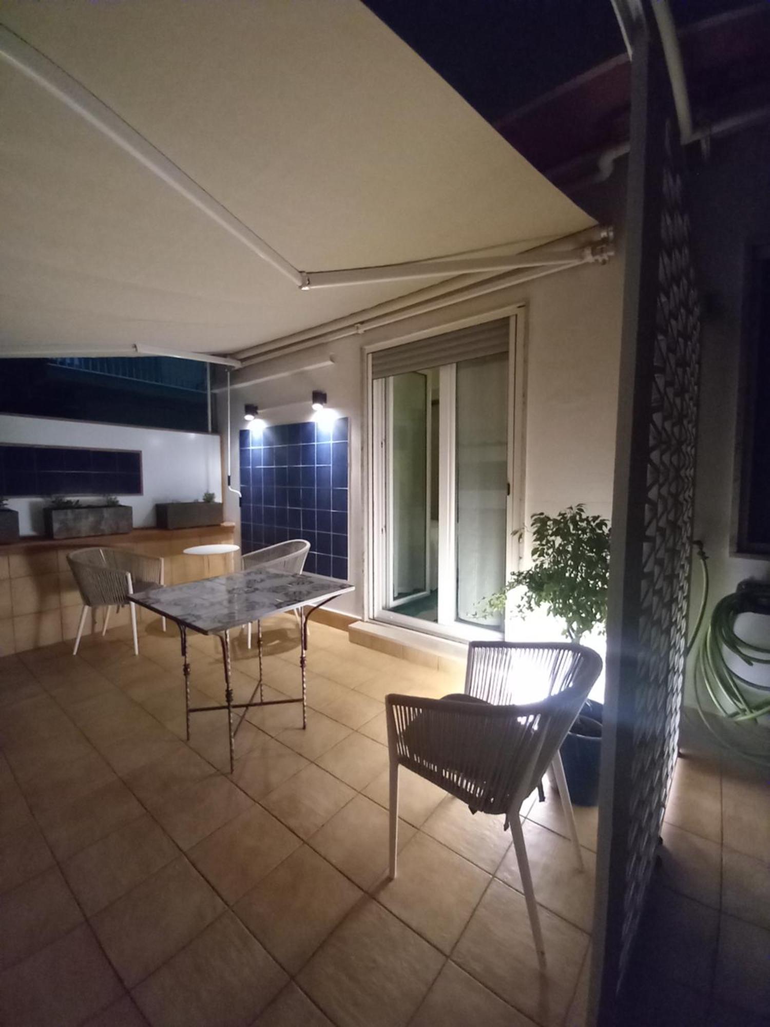 Salerno Home Station Luaran gambar